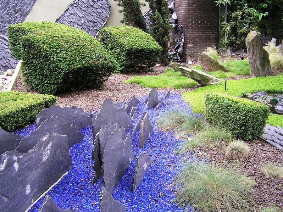 Альпийская горка миксбордер