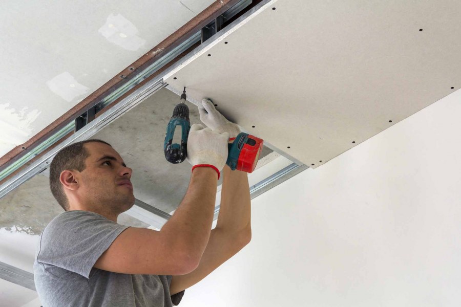 1051 Монтируем в натяжной потолок