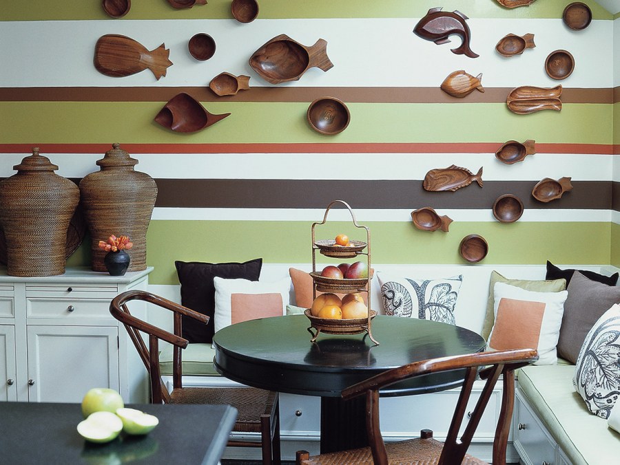 Декор на стену в кухню полоски