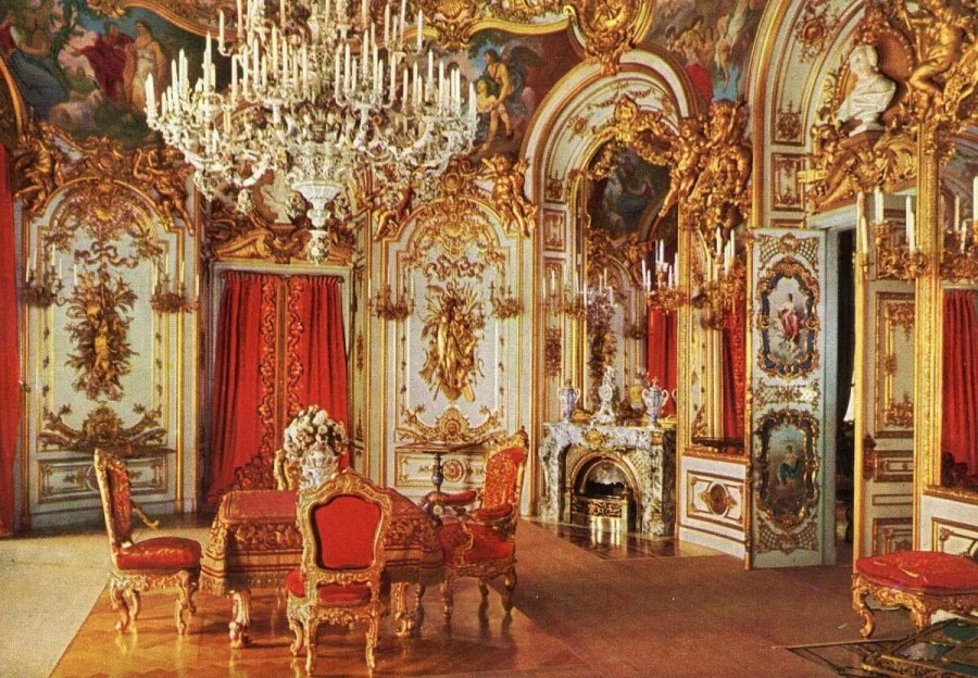 Замок Линдерхоф внутреннее убранство