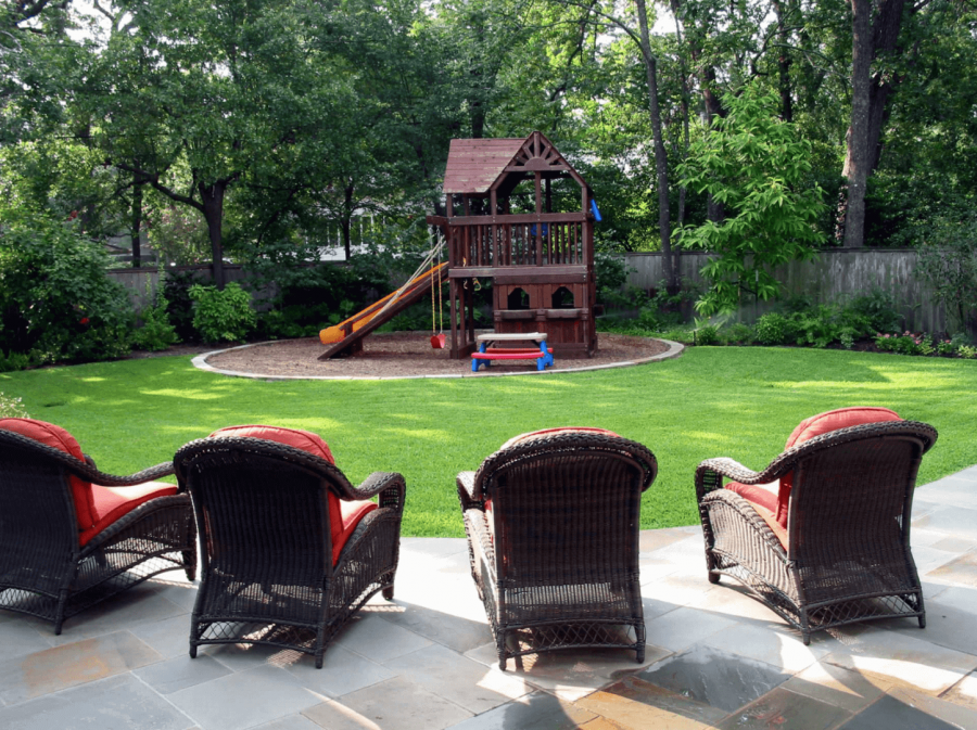 Детские площадки на участке