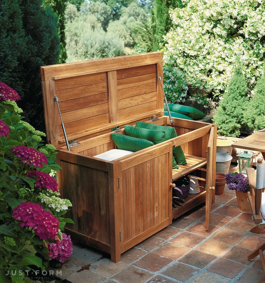 Миниатюрная мебель для сада