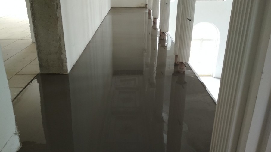 Полированный бетонный пол