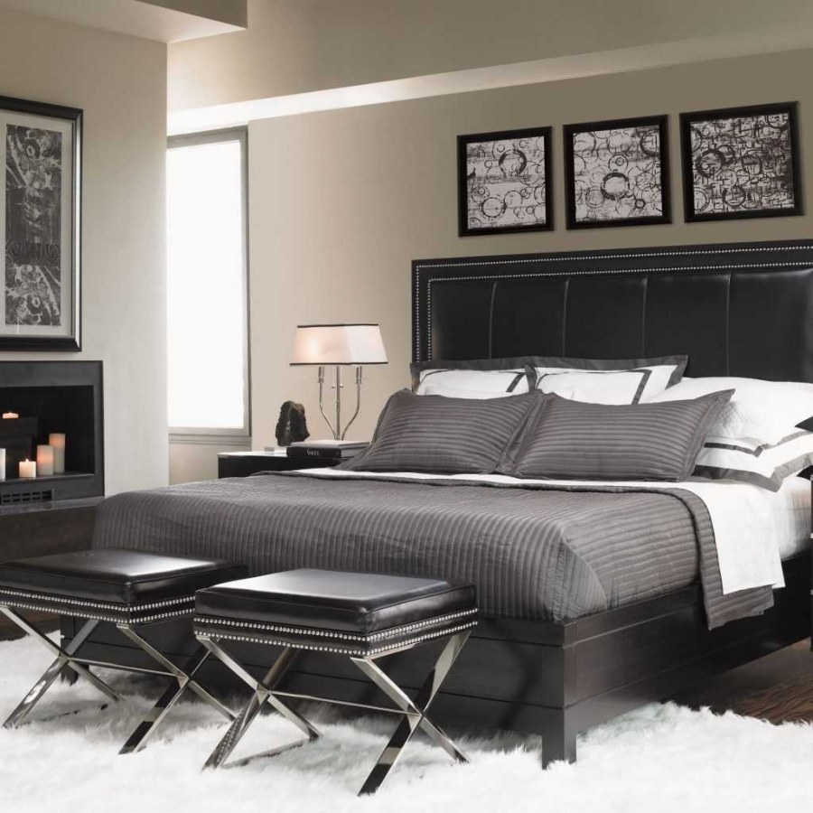 Интерьер спальни с черной мебелью