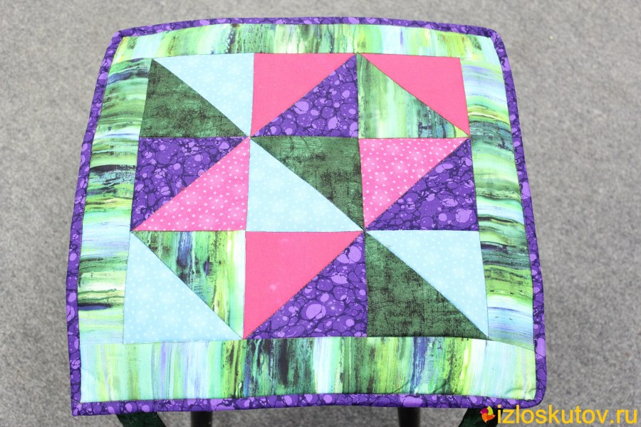 Шитьё из лоскутков на табуретки