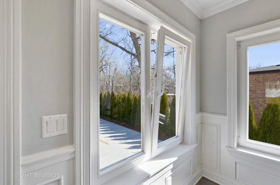 Декоративное обрамление окон