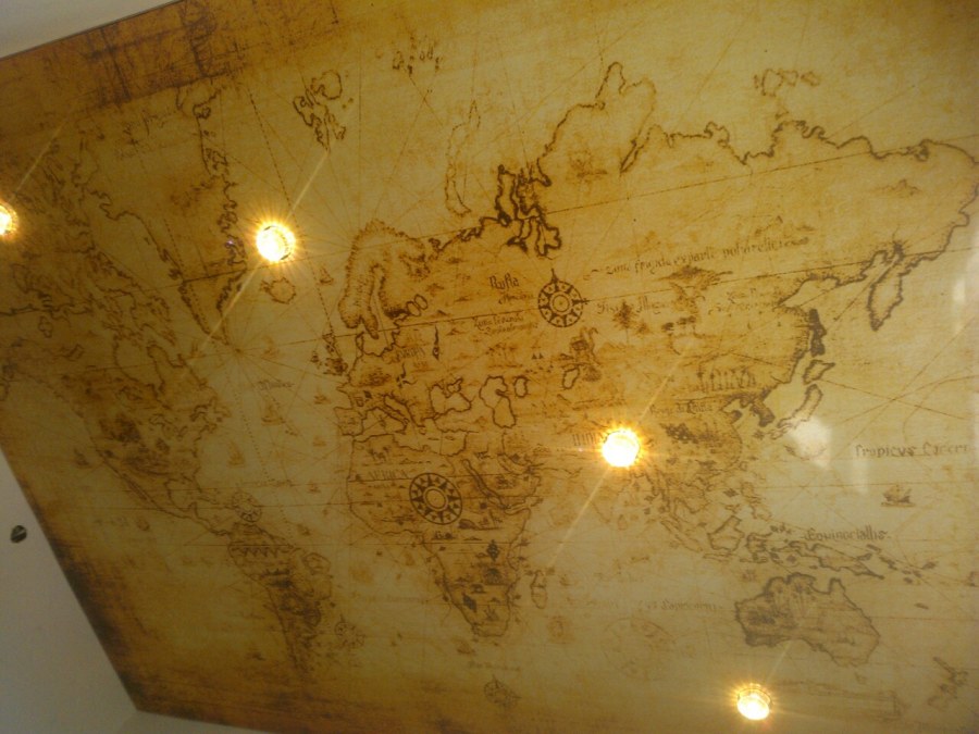 Мраморный потолок