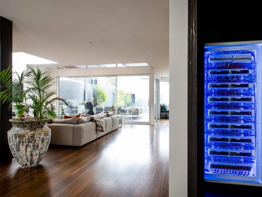 Снятые домофон