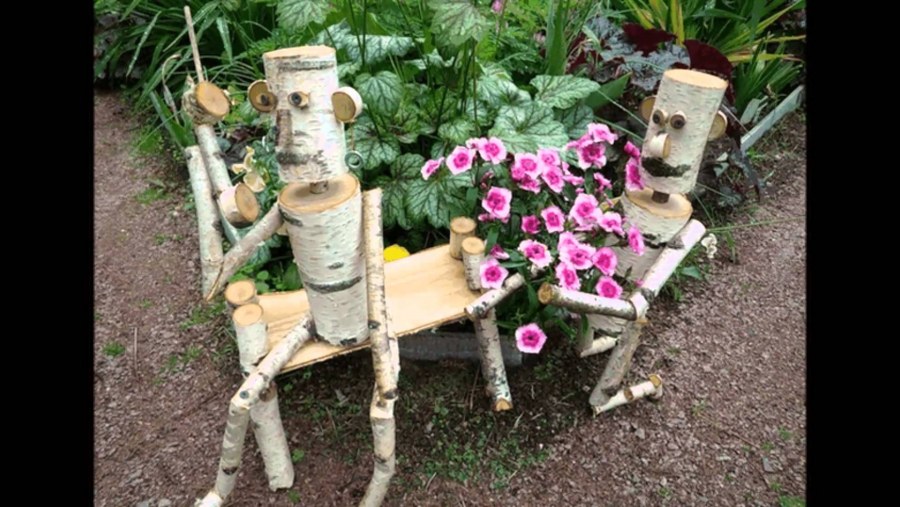 Поделки для сада своими руками из подручных материалов