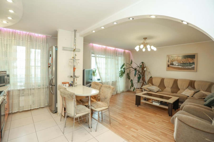 4 Комнатная квартира