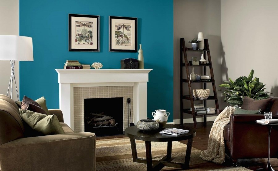Гостиная с окрашенными стенами