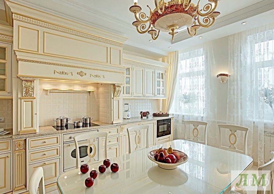 Шикарные белые кухни в классическом стиле