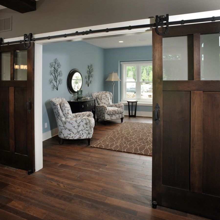 Выдвижные двери из ламината