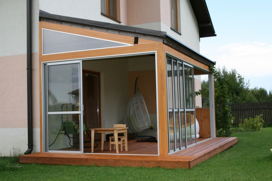 Застекленная угловая терраса