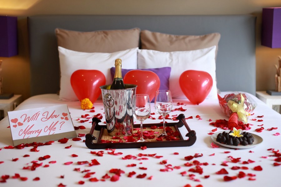 Романтический сюрприз