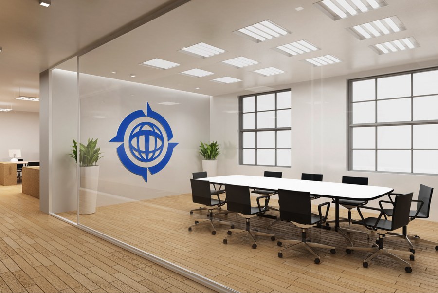 Логотип компании в интерьере офиса