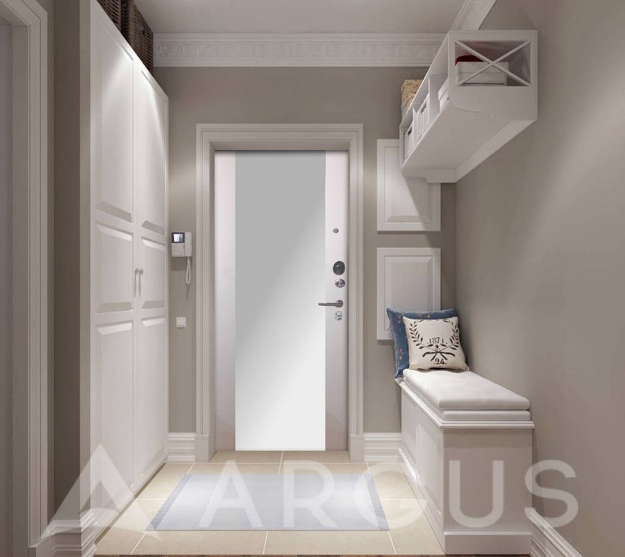 Прихожая дверь