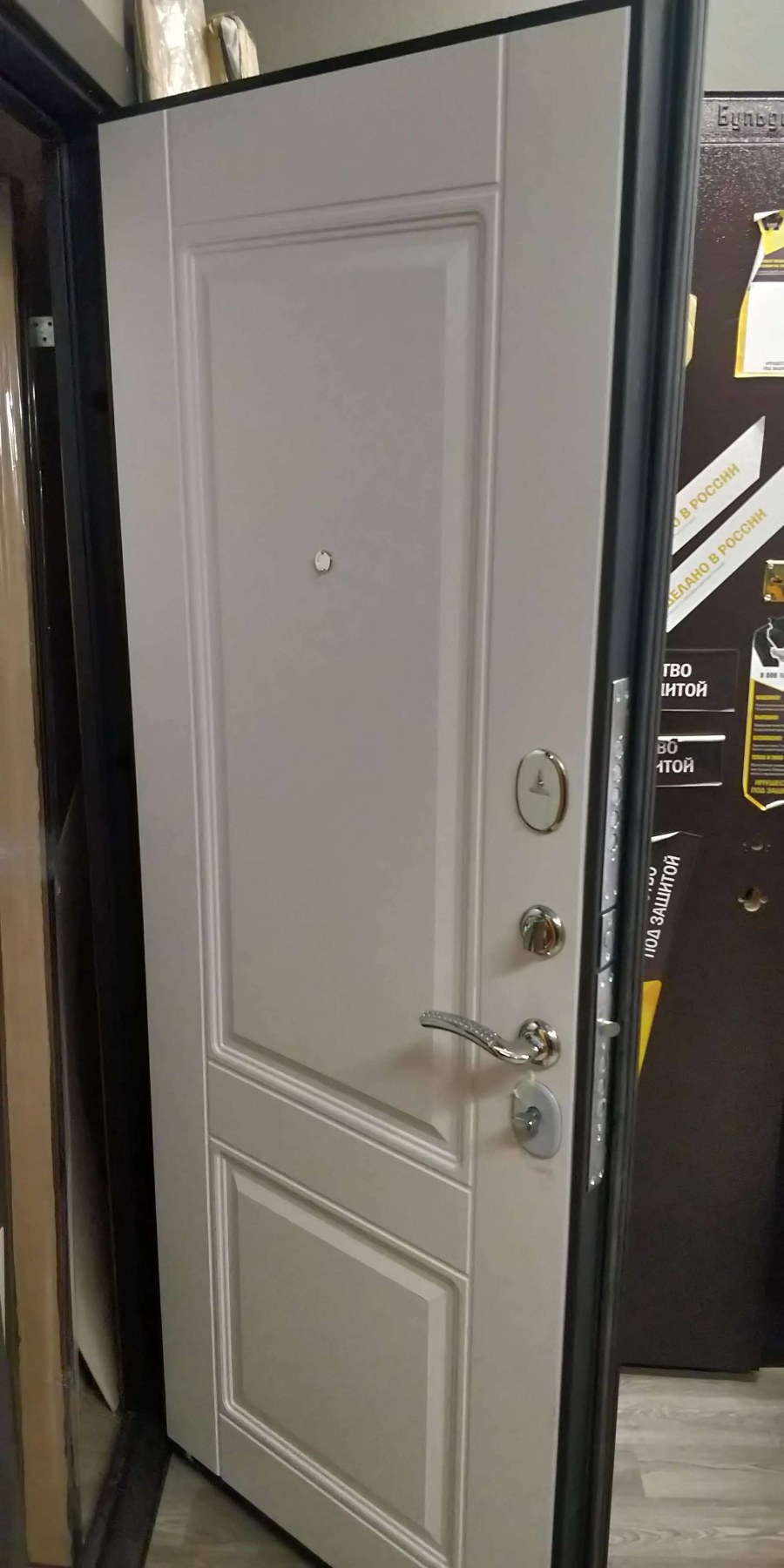 Двери Браво скинни 12