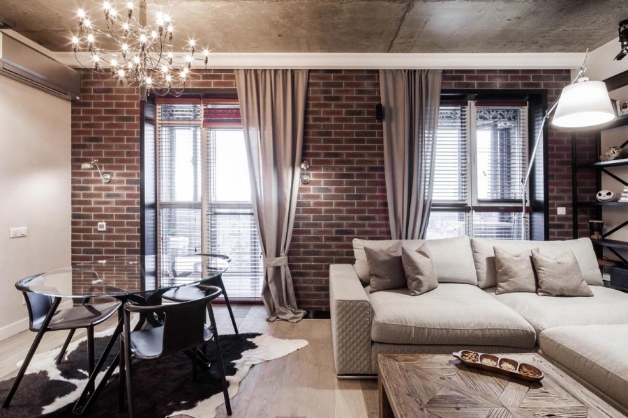 Гостиная с кирпичной стеной
