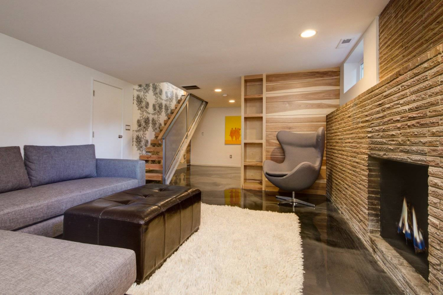 Жилая комната в цокольном этаже