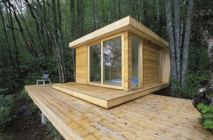 Деревянный летний домик