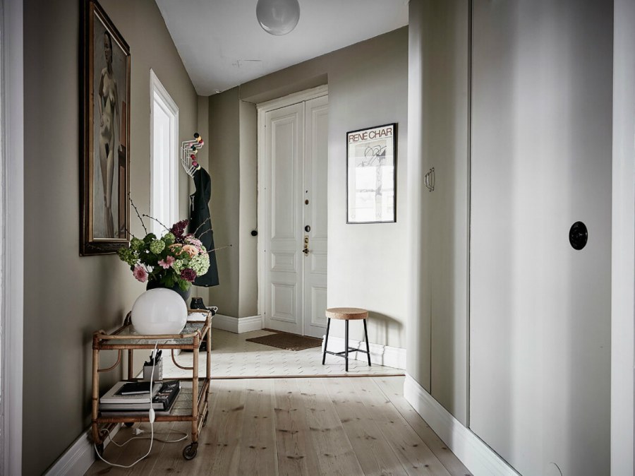 Входная зона в квартире в скандинавском стиле