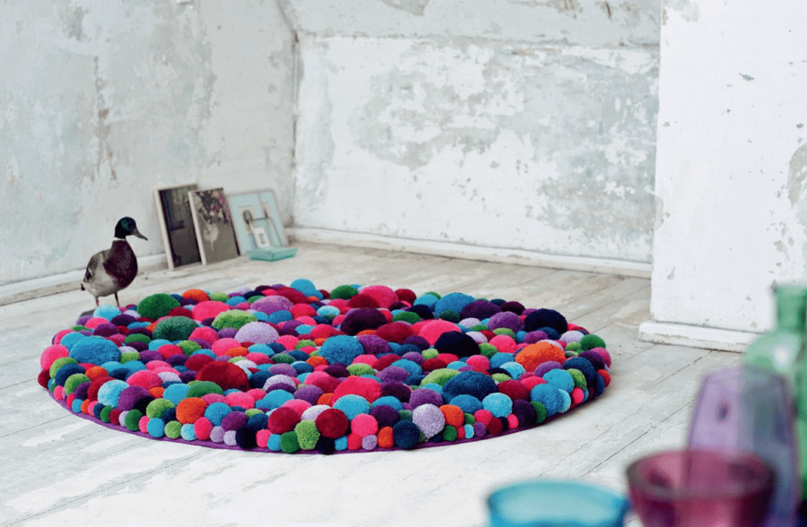 Коврик из ненужных вещей