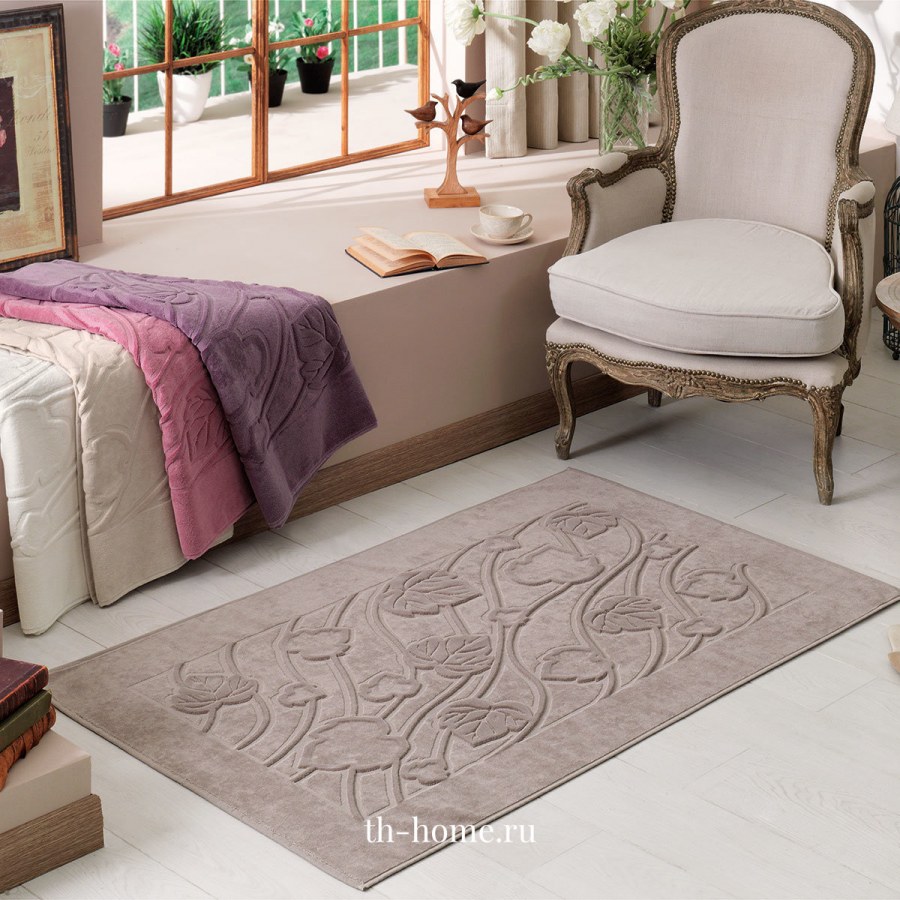 Коврик в спальню