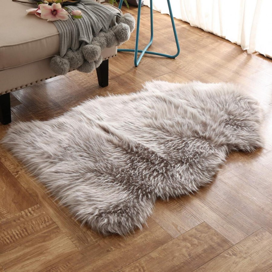 Wellzon / коврик комнатный прикроватный меховой, 90х70 см