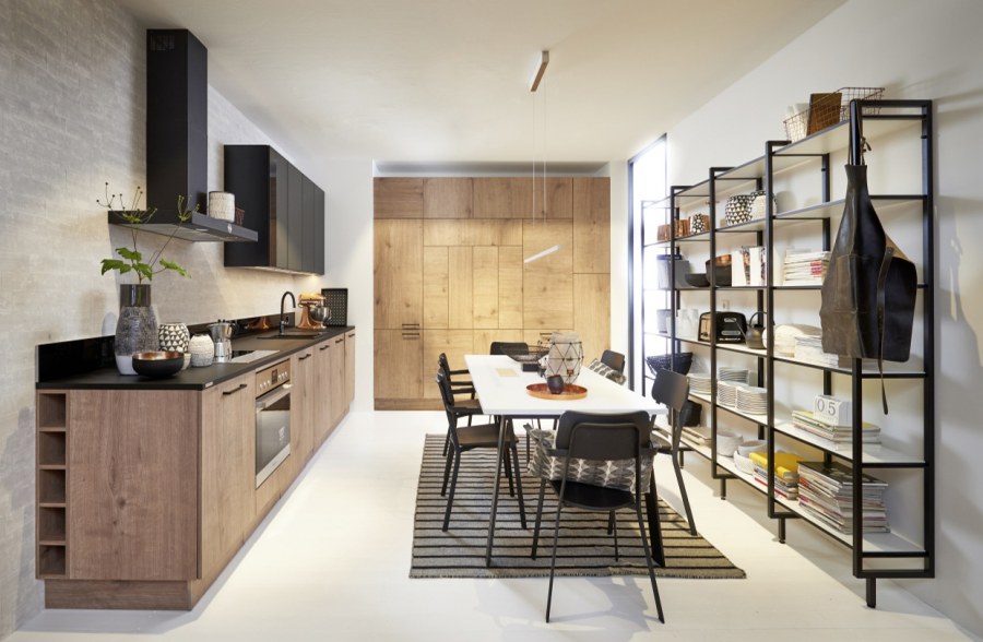 Tristone v003 Almond