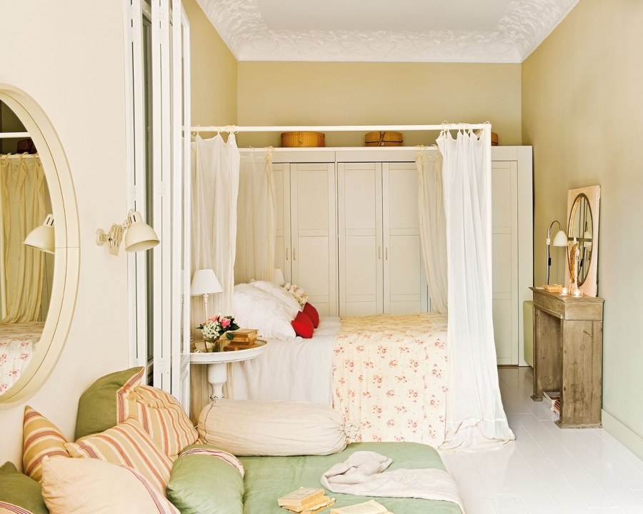 Уютная комната для женщины