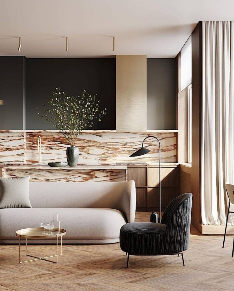 Черный потолок в маленькой комнате