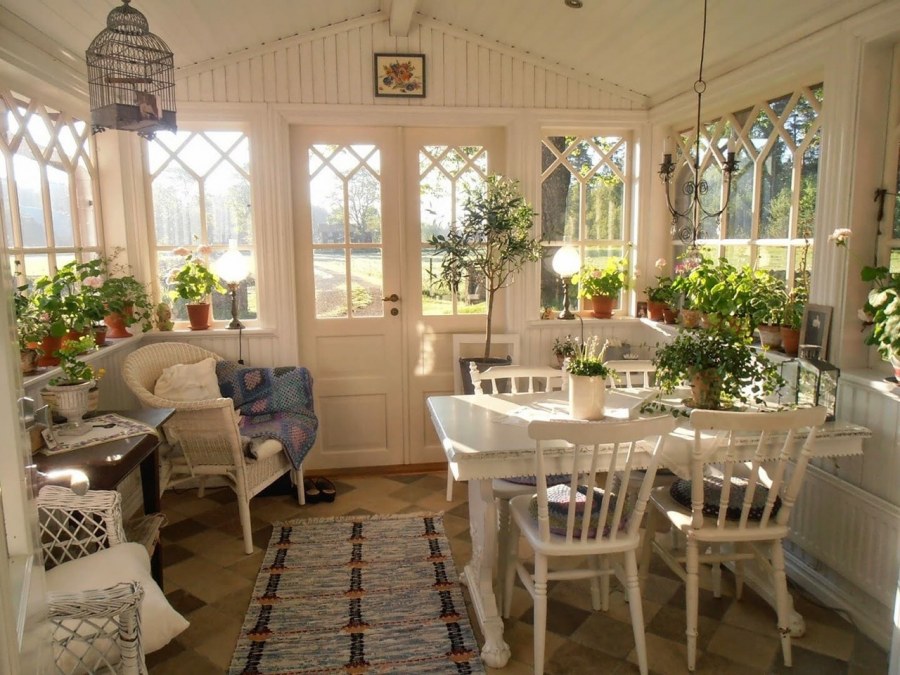 Веранда в старинном стиле