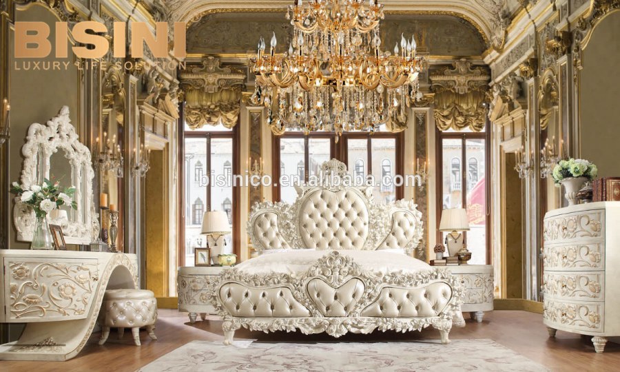 Королевская спальня