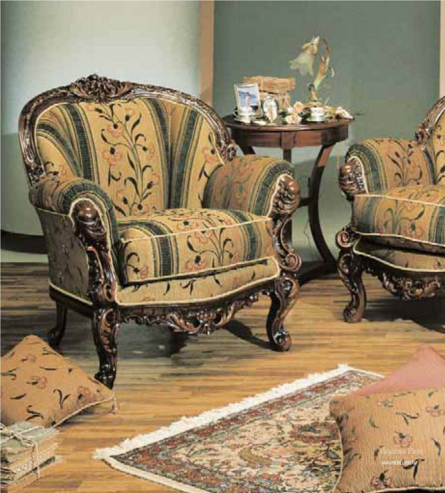 Диваны и кресла для гостиной с высокими спинками