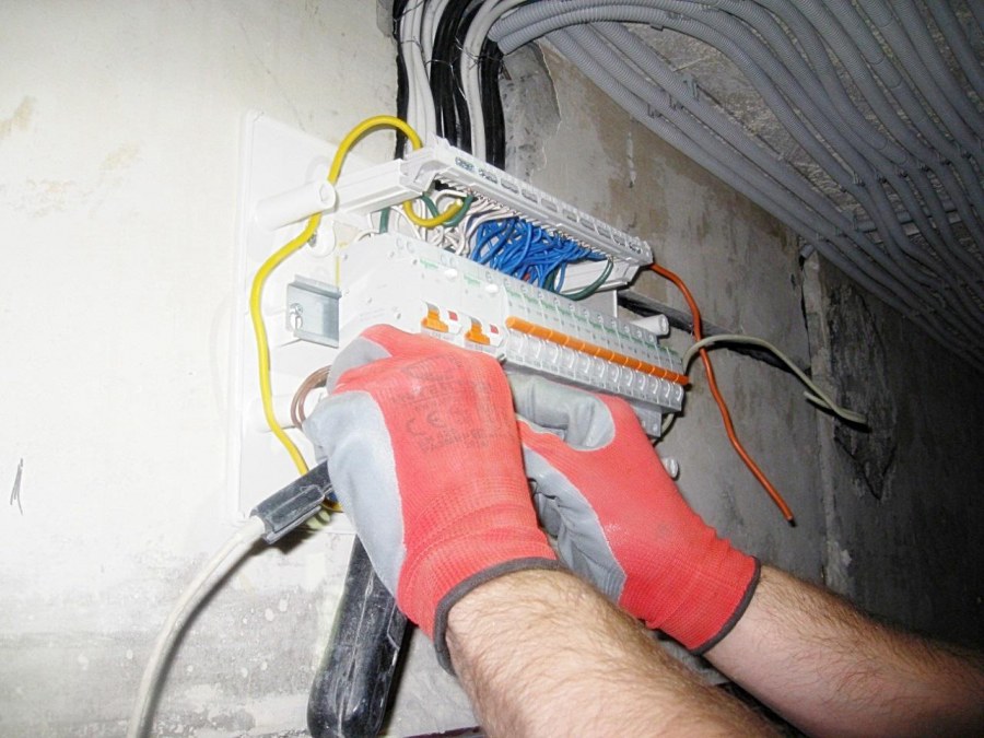 Материалы для электромонтажа