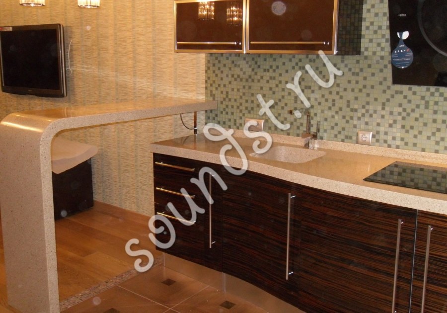 Старая столешница на кухне