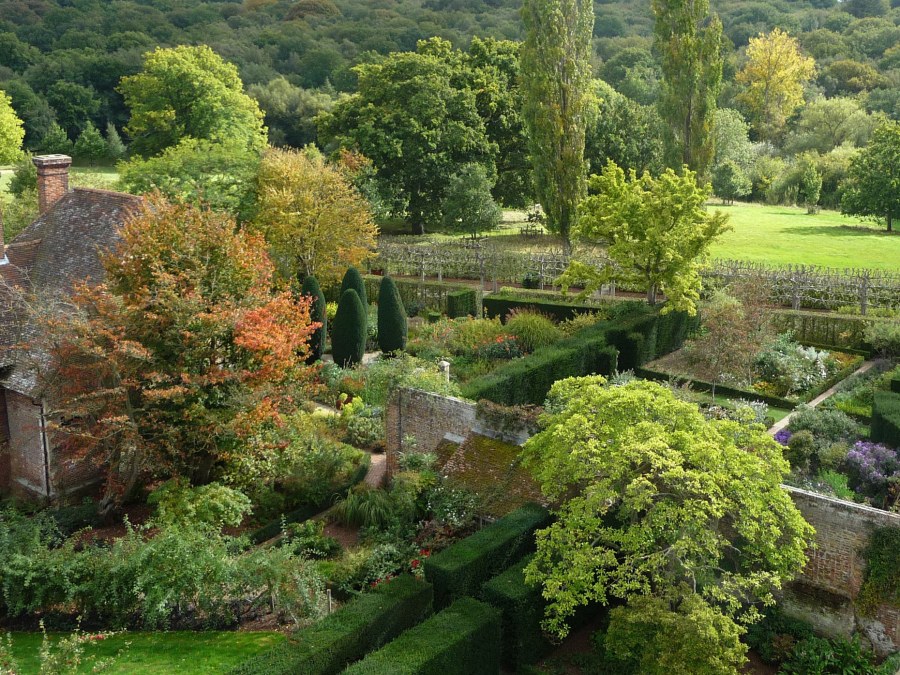 Sissinghurst Castle Garden сад