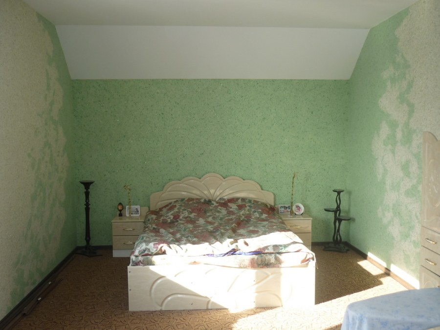 Отделка стен жидкими обоями