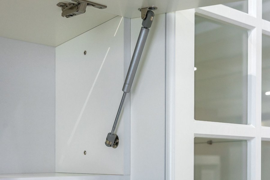 Шкаф - витрина Моби Ливерпуль