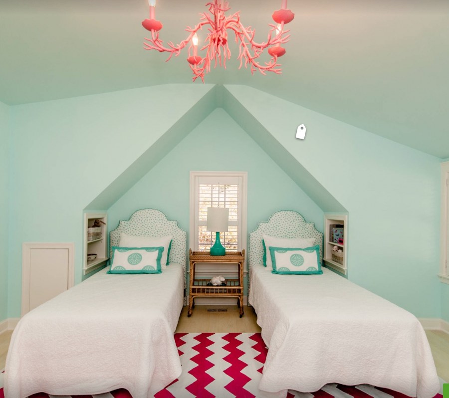 Детская комната в мятном цвете