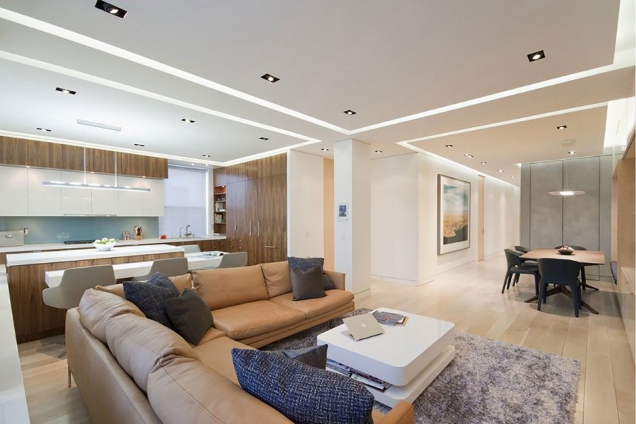 Натяжной потолок в кухню гостиную