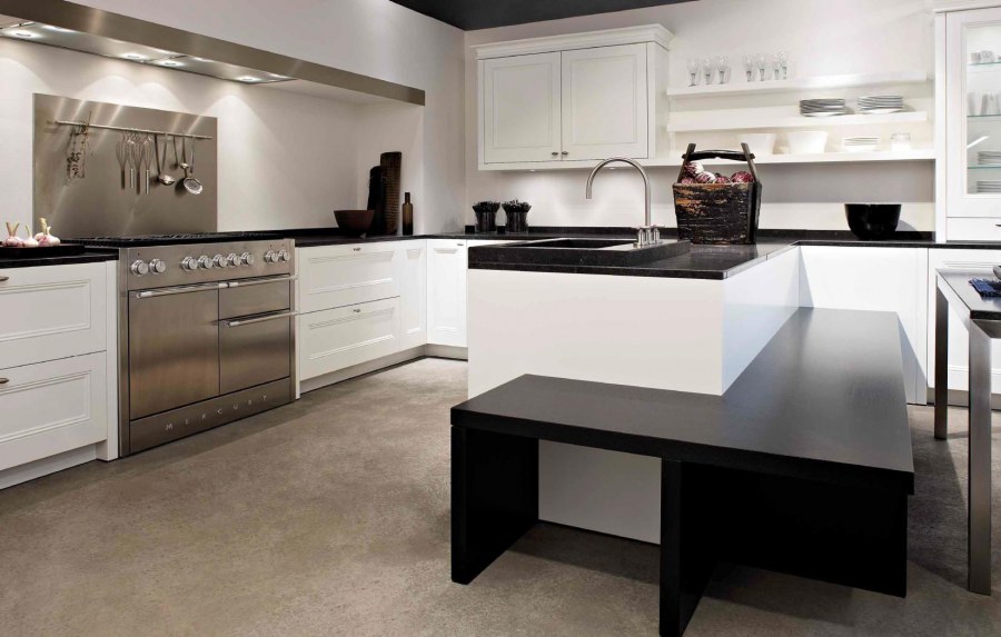 Белая кухня Модерн