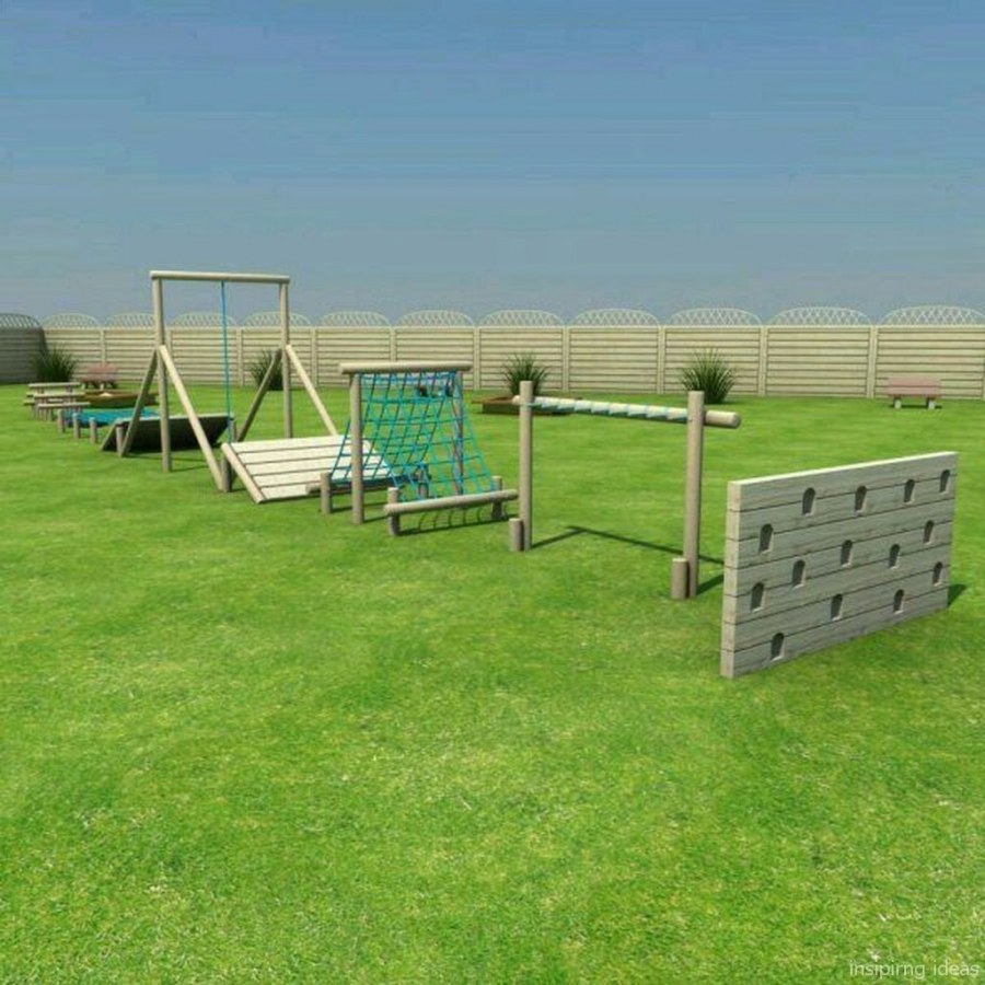 Детская полоса препятствий на даче