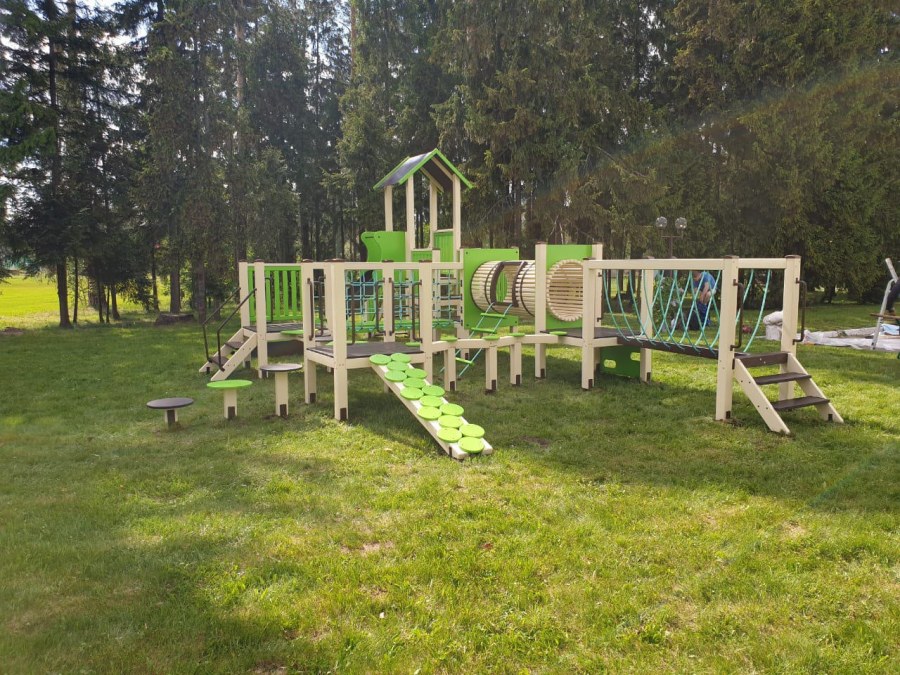 Детская площадка полоса препятствий