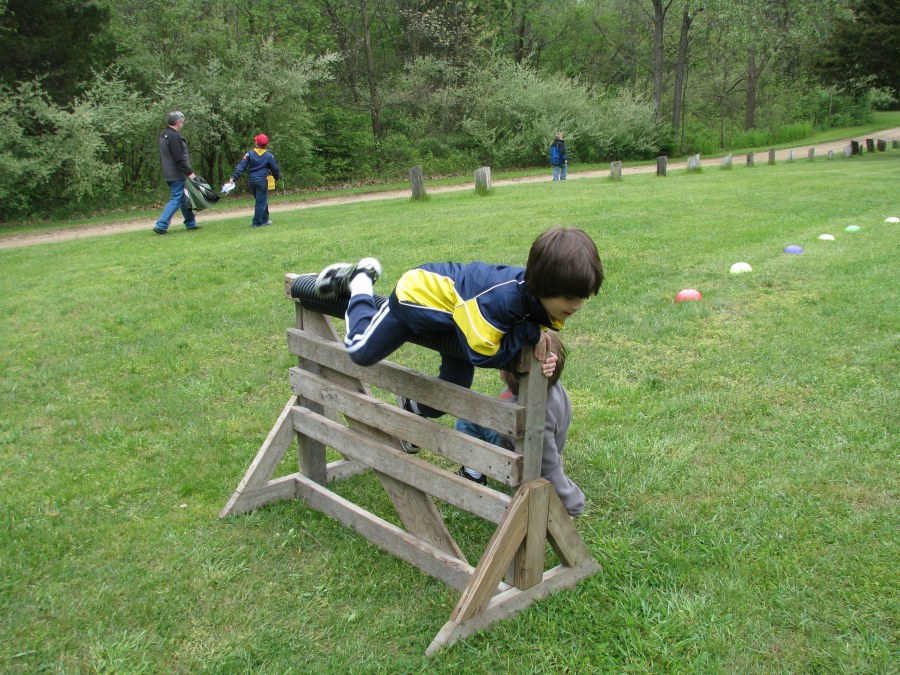 Детская полоса препятствий