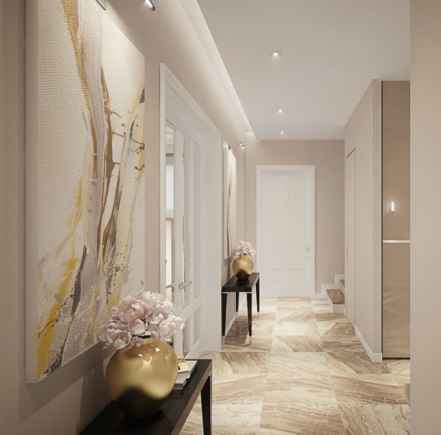 Узкая прихожая в светлых тонах