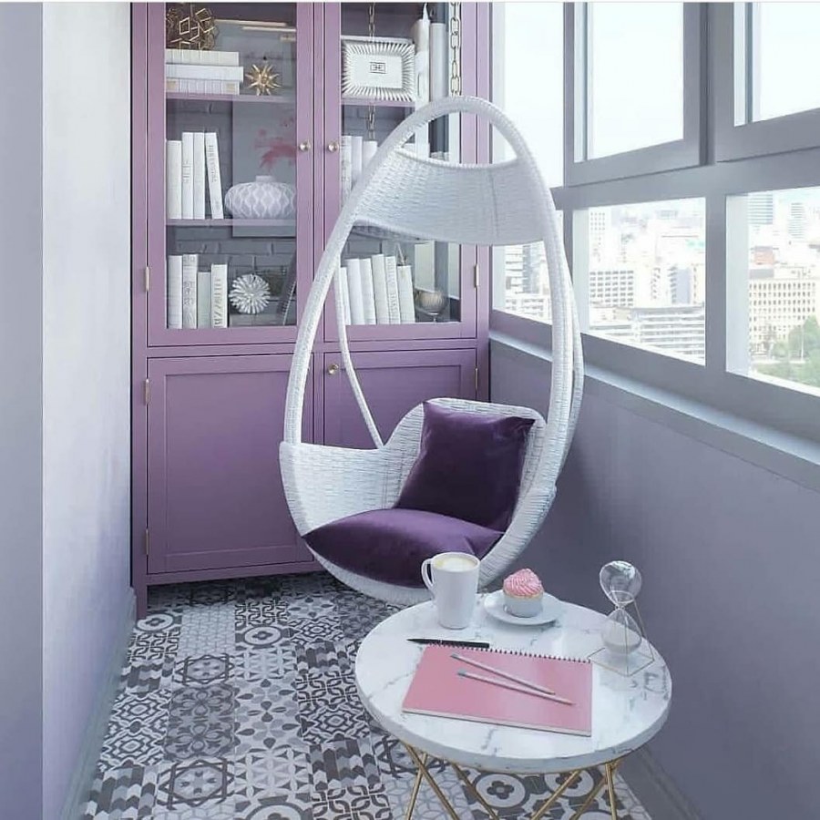 Комната в сиреневых тонах