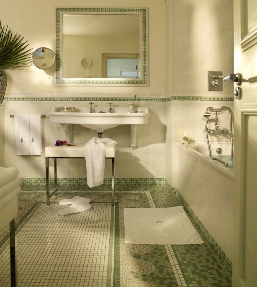 Ванная комната в оливковом цвете