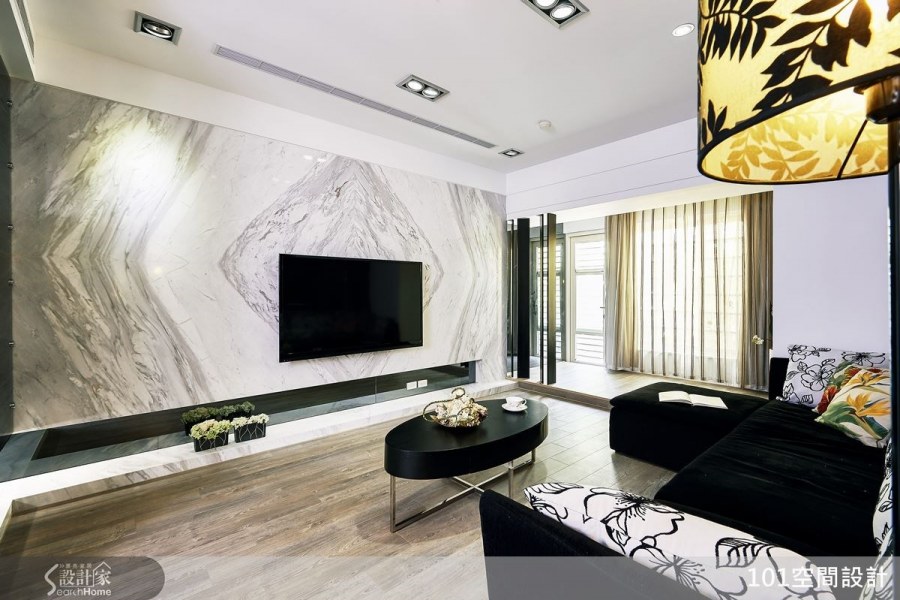 Отделка стены за телевизором